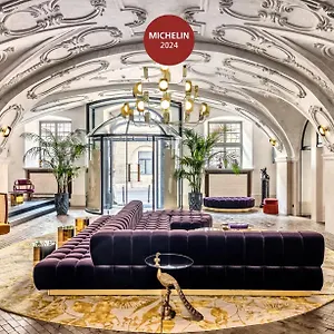H15 Luxury Palace - Destigo 5* Cracóvia