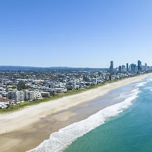 Foreshore Beachfront 3* Gold Coast