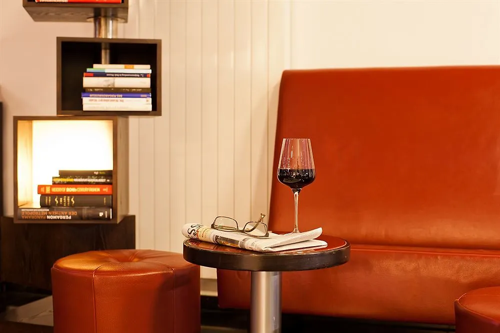 **** Hotel Arcotel Velvet Berlín Německo